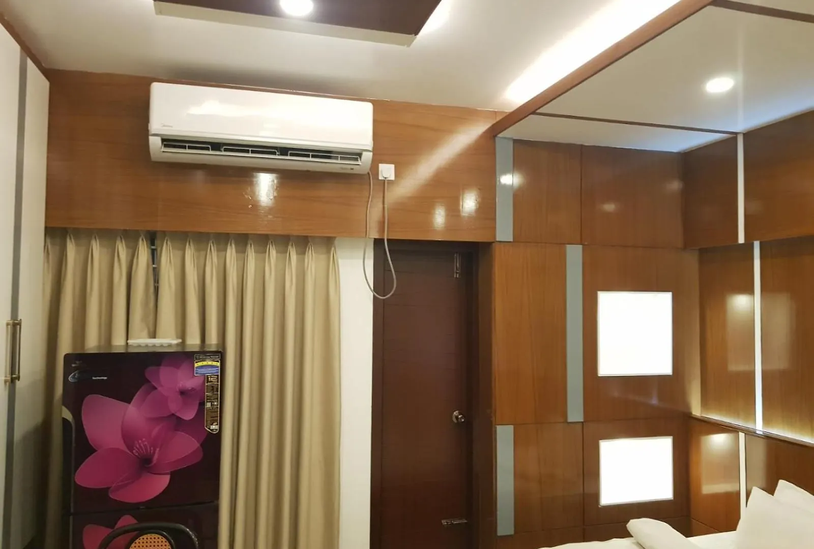 The Castle Inn Dhaka 4*,