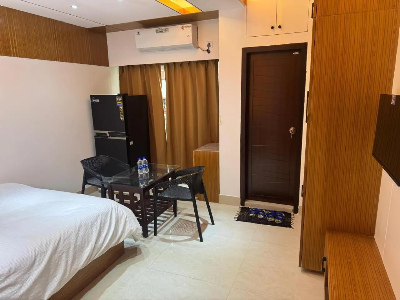 The Castle Inn Dhaka Hotel
